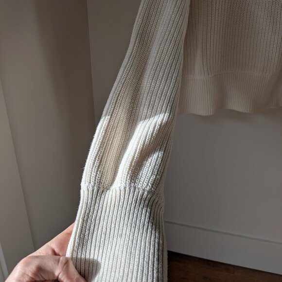 White Knit Zip up sweater - Picture 5 of 7